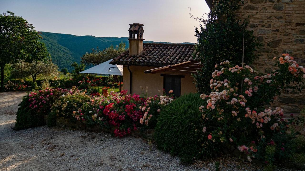 Il Casale Di Fiore Cannara Exterior foto